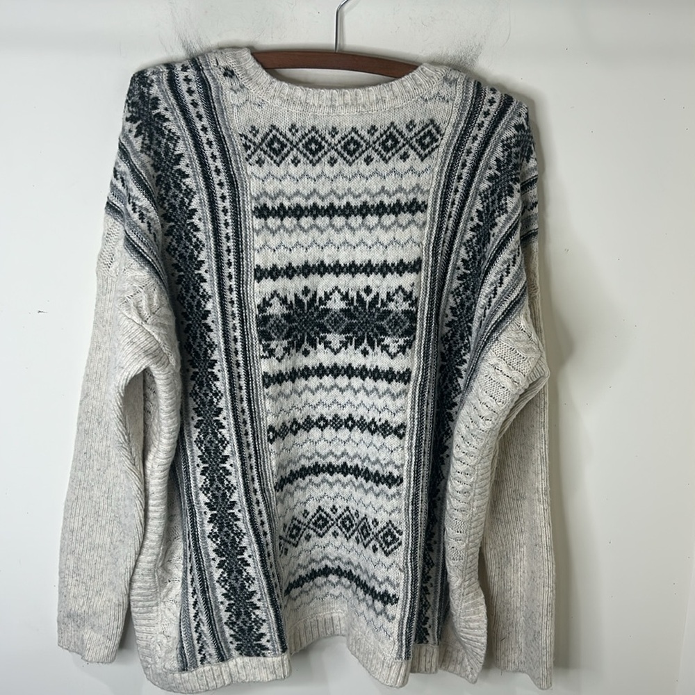 CABI Chalet Pullover Sweater 4410 Holiday Festive Size Medium - Picture 4 of 16